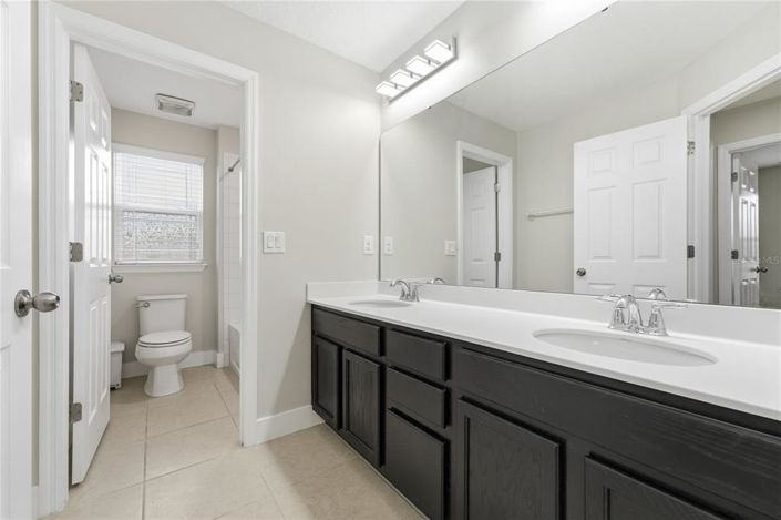 Image No.35-3 Bed Townhouse for sale