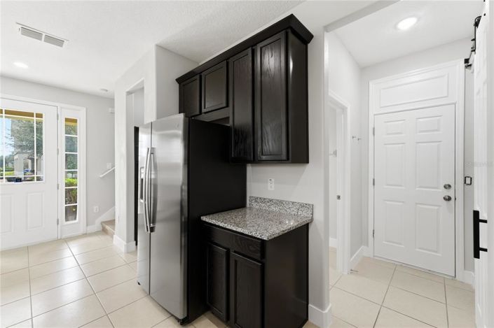 Image No.6-3 Bed Townhouse for sale