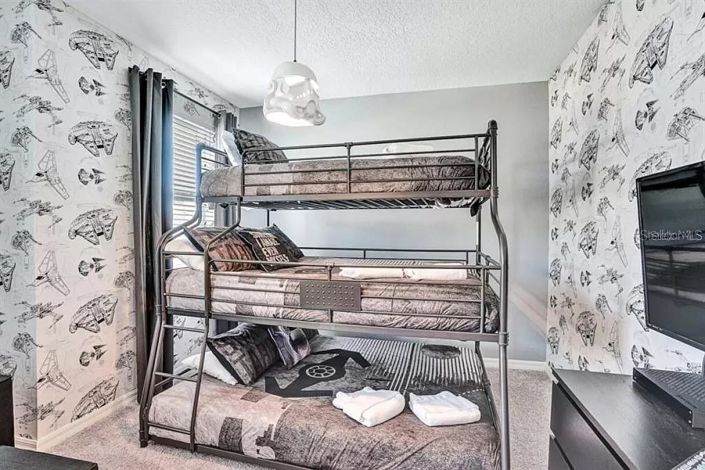 Image No.30-4 Bed House for sale