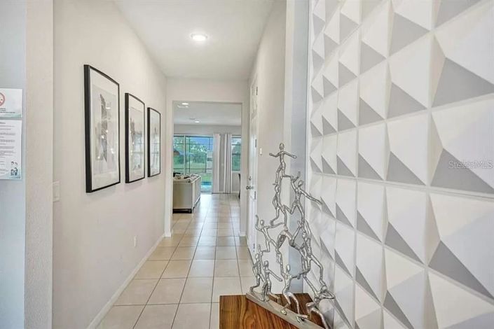 Image No.4-4 Bed House for sale