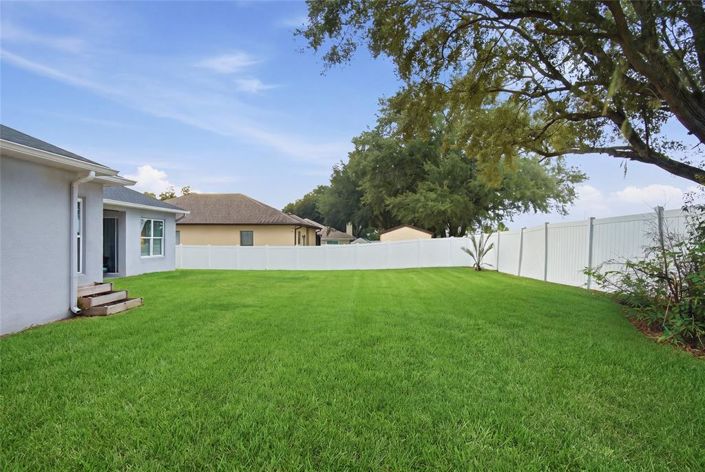 Image No.37-5 Bed House for sale