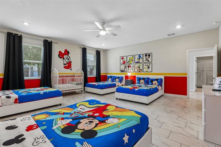 Image No.14-8 Bed House for sale