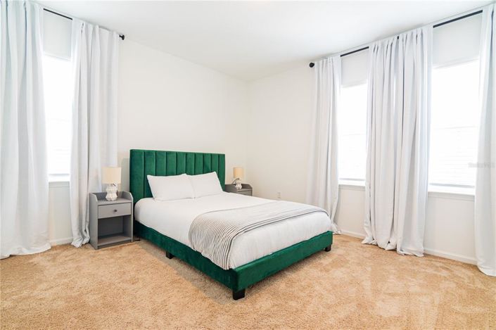 Image No.37-6 Bed House for sale