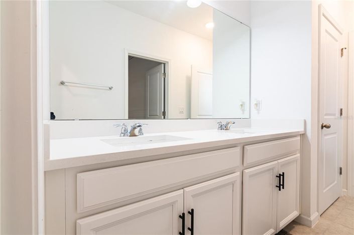 Image No.55-6 Bed House for sale