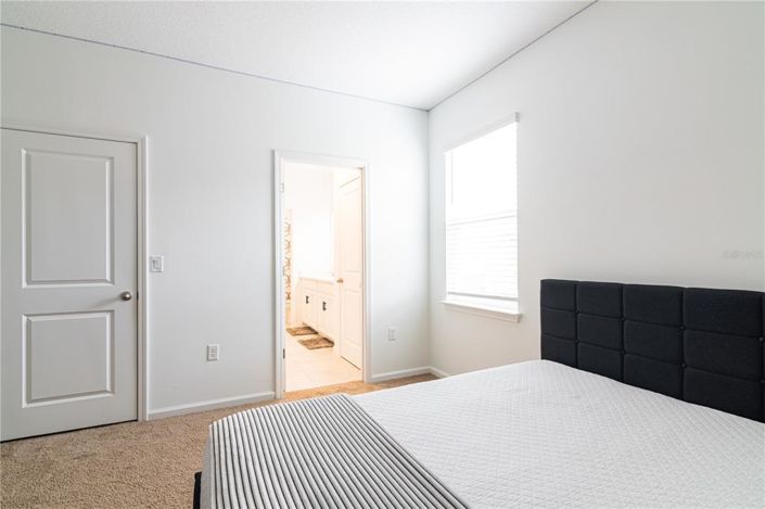Image No.57-6 Bed House for sale