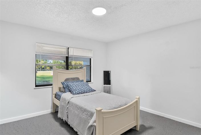 Image No.19-4 Bed House for sale
