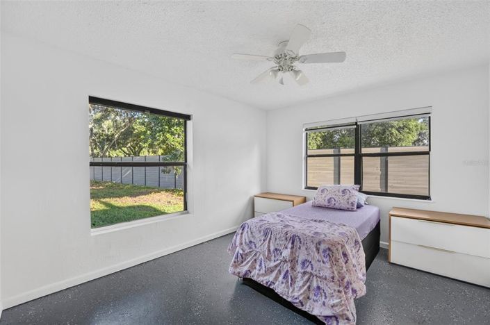 Image No.26-4 Bed House for sale