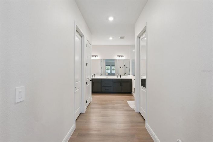 Image No.31-4 Bed House for sale