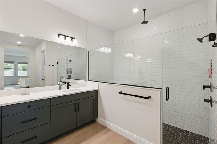 Image No.32-4 Bed House for sale