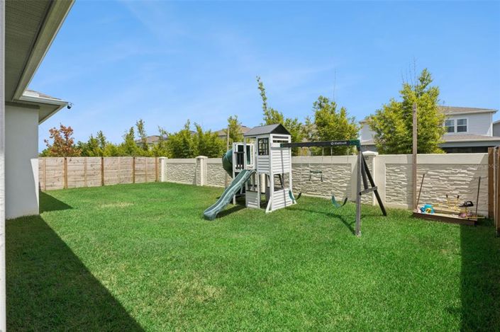 Image No.45-4 Bed House for sale