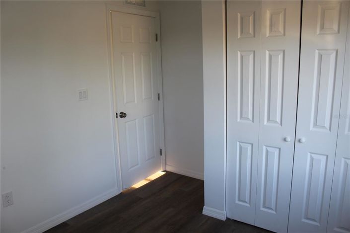 Image No.14-4 Bed House for sale