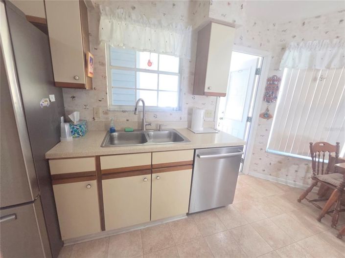 Image No.27-2 Bed House for sale