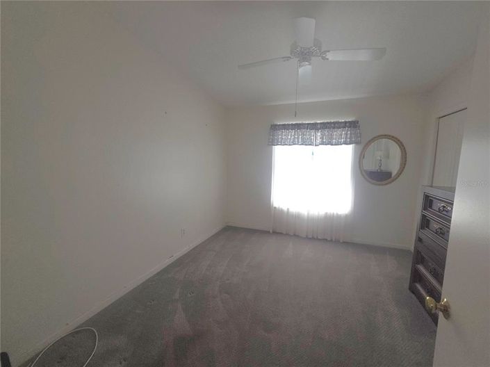Image No.41-2 Bed House for sale
