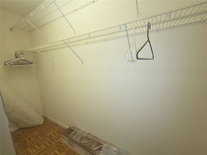 Image No.43-2 Bed House for sale