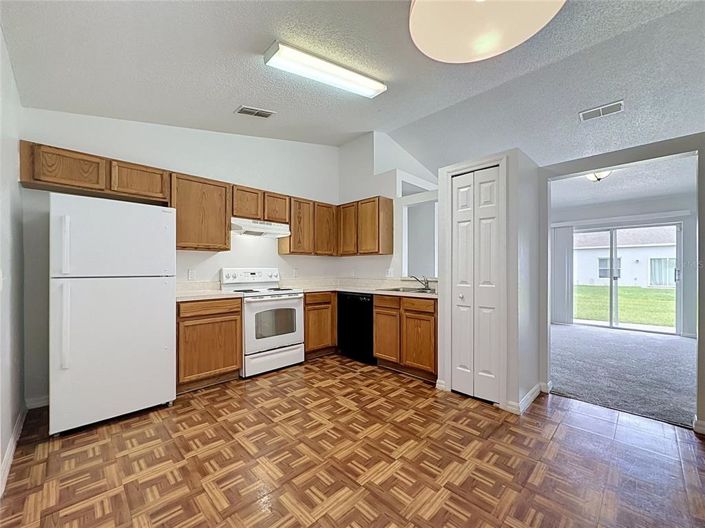 Image No.16-3 Bed House for sale