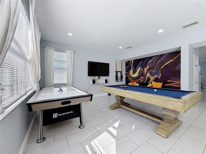 Image No.13-6 Bed House for sale