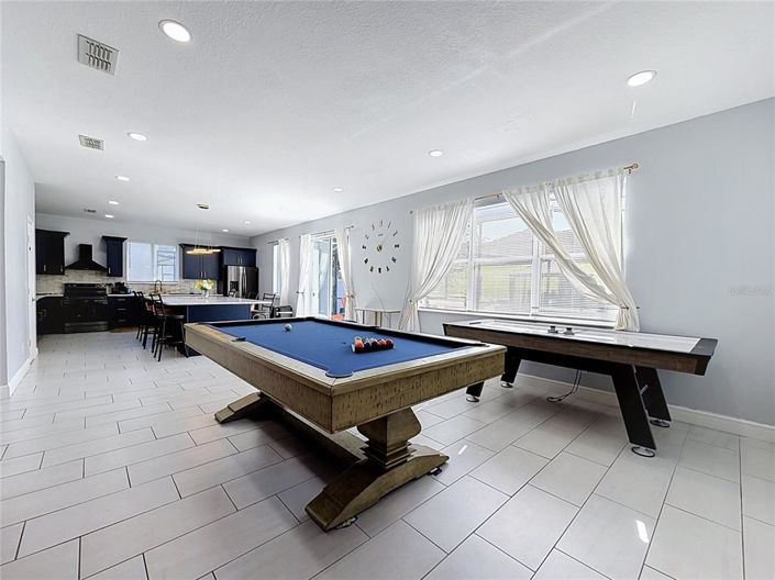 Image No.14-6 Bed House for sale