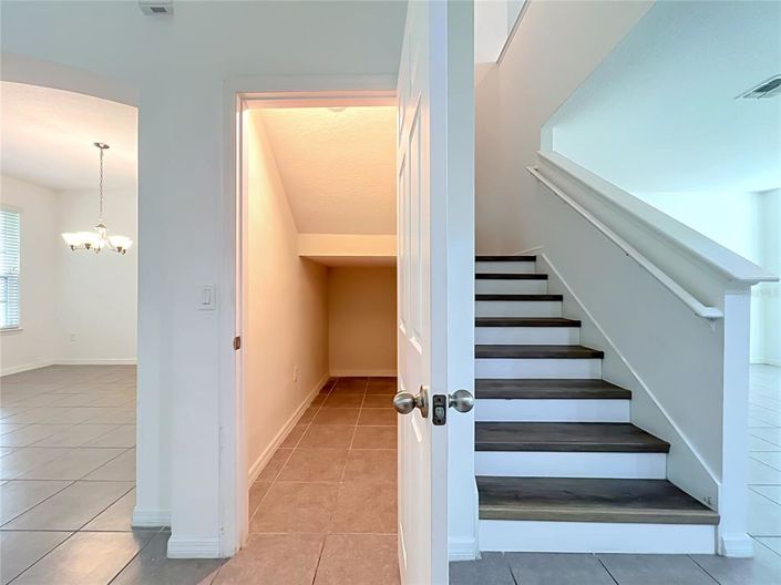 Image No.15-6 Bed House for sale