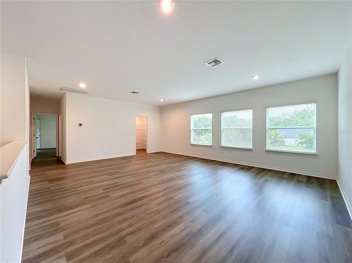 Image No.34-6 Bed House for sale