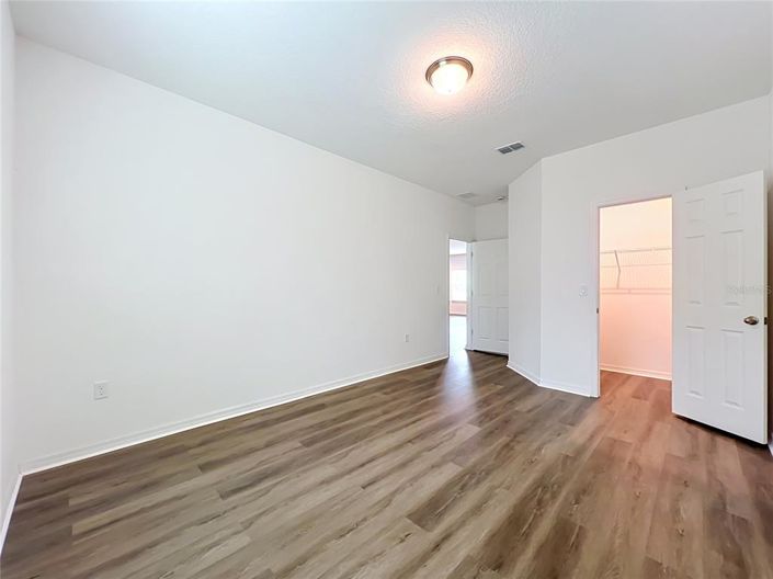 Image No.47-6 Bed House for sale