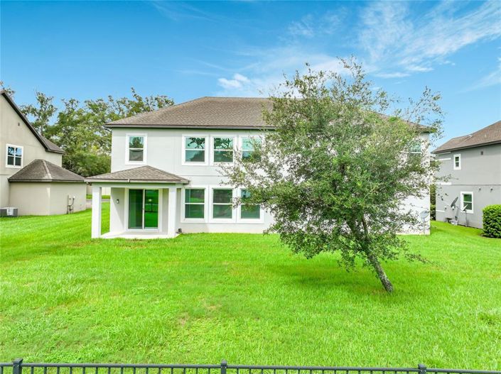 Image No.60-6 Bed House for sale