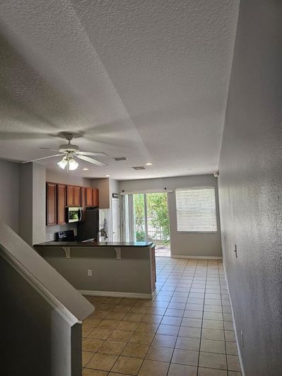 Image No.2-3 Bed Townhouse for sale