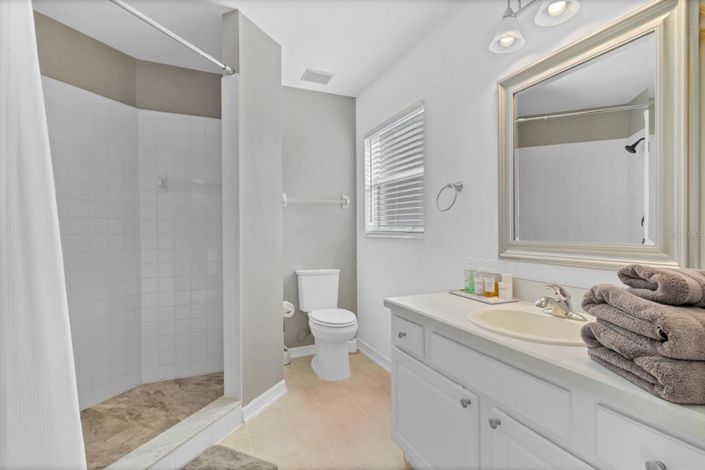Image No.18-3 Bed House for sale