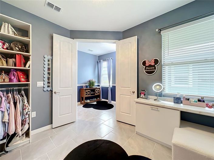 Image No.8-2 Bed House for sale