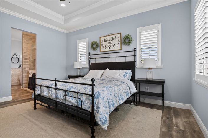 Image No.22-5 Bed House for sale