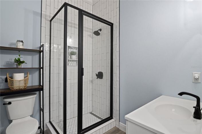 Image No.40-5 Bed House for sale