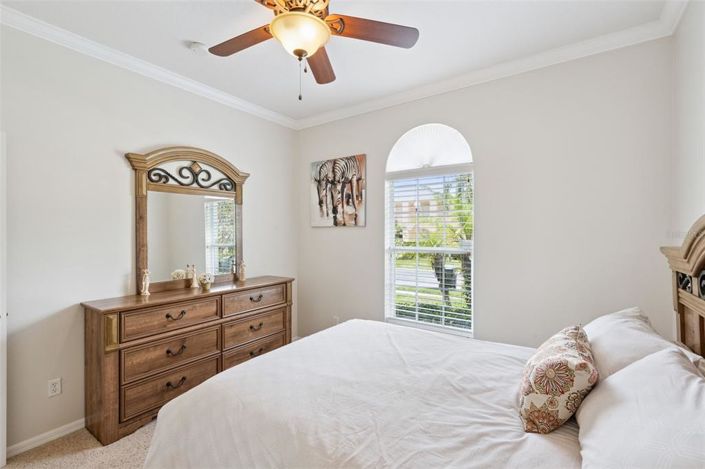 Image No.26-4 Bed House for sale