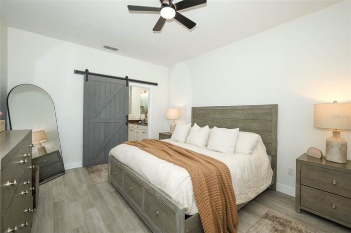Image No.15-3 Bed House for sale