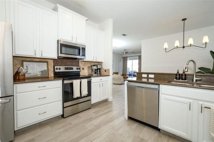 Image No.8-3 Bed House for sale