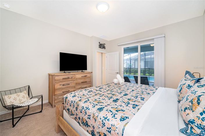 Image No.26-5 Bed House for sale