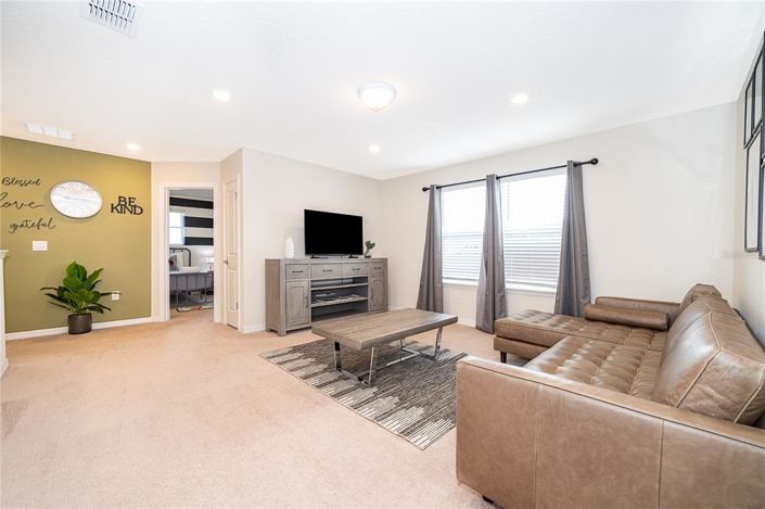 Image No.37-5 Bed House for sale