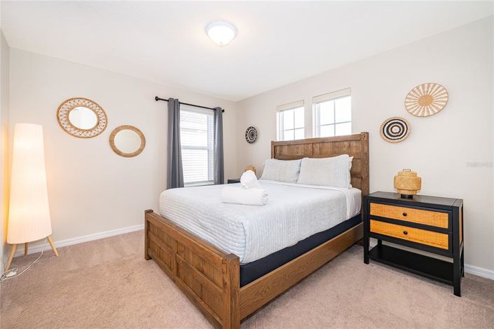 Image No.38-5 Bed House for sale