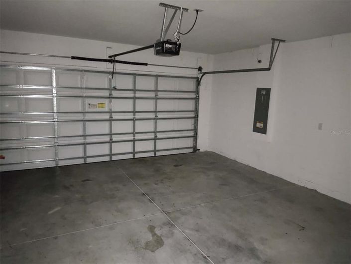 Image No.18-4 Bed House for sale