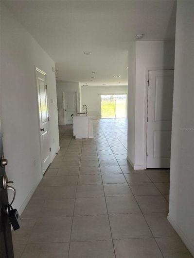 Image No.2-4 Bed House for sale