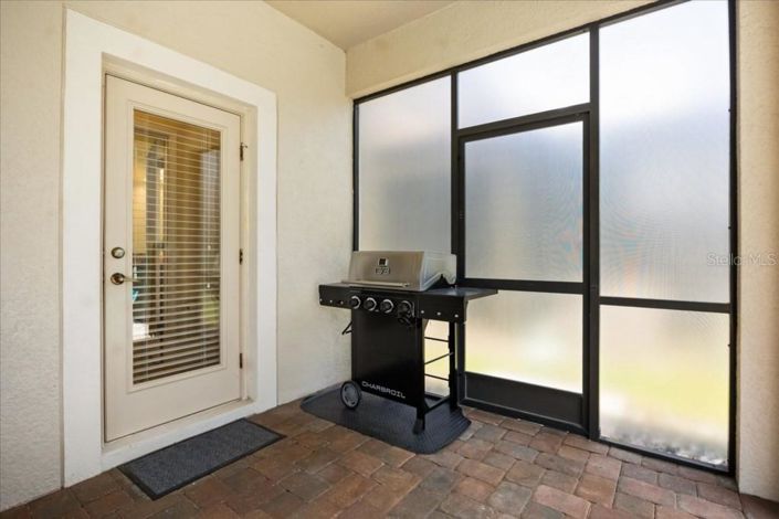 Image No.36-8 Bed House for sale