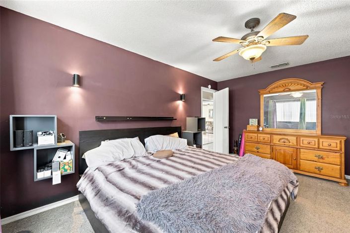 Image No.21-4 Bed House for sale