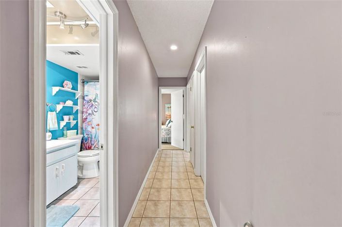 Image No.25-4 Bed House for sale