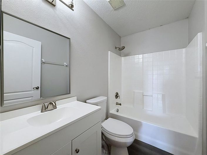 Image No.12-5 Bed House for sale