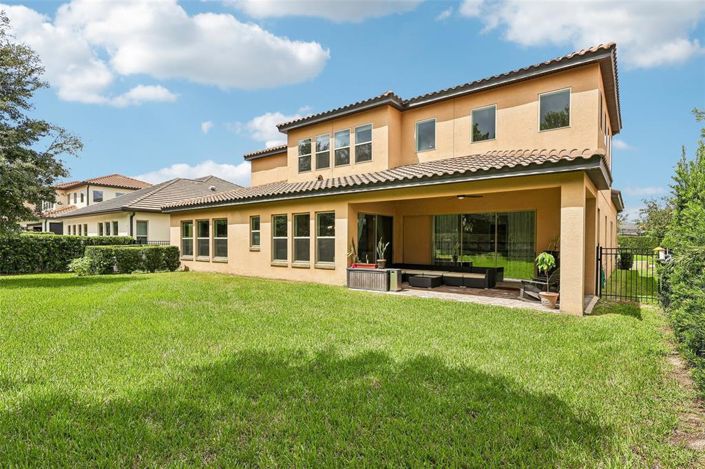 Image No.3-6 Bed House for sale