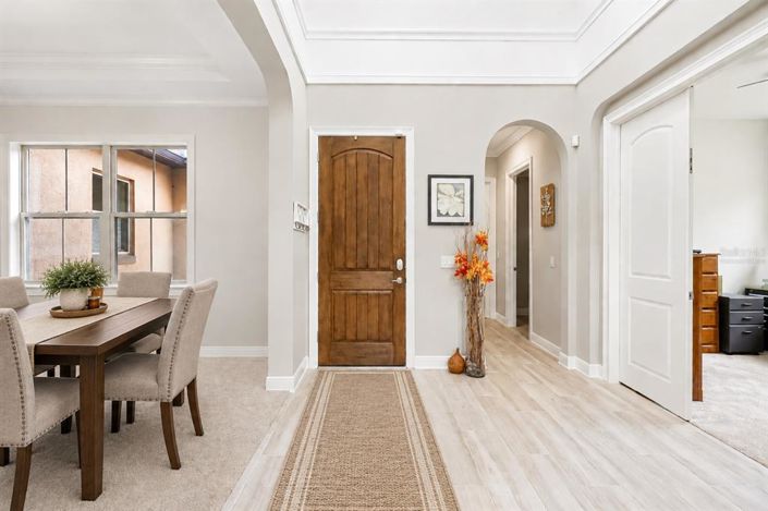 Image No.7-6 Bed House for sale