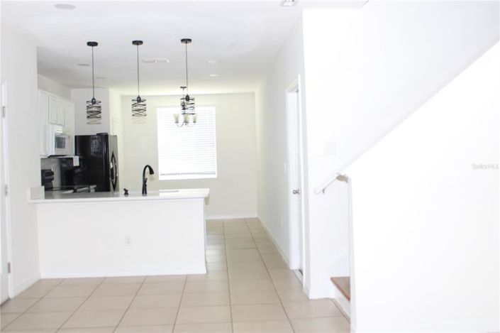 Image No.5-3 Bed Townhouse for sale