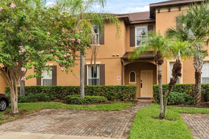 Image No.2-4 Bed Townhouse for sale