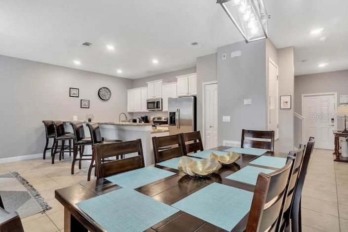 Image No.2-4 Bed Townhouse for sale