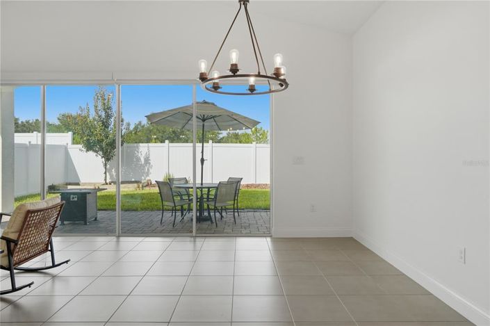 Image No.14-4 Bed House for sale