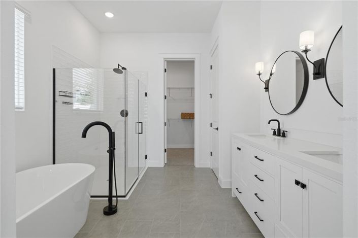 Image No.20-4 Bed House for sale
