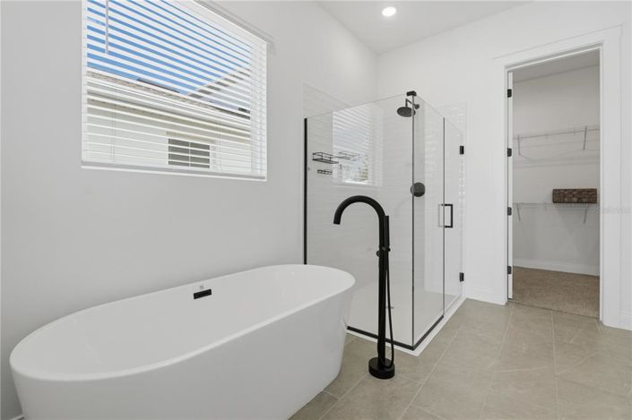 Image No.23-4 Bed House for sale